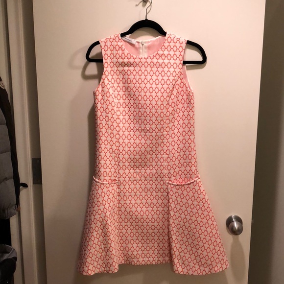Coral and white diaper pattern dress - Picture 1 of 4